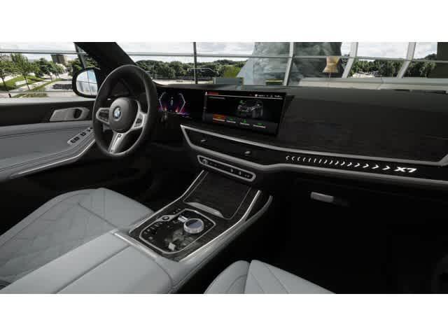 new 2026 BMW X7 car, priced at $100,115