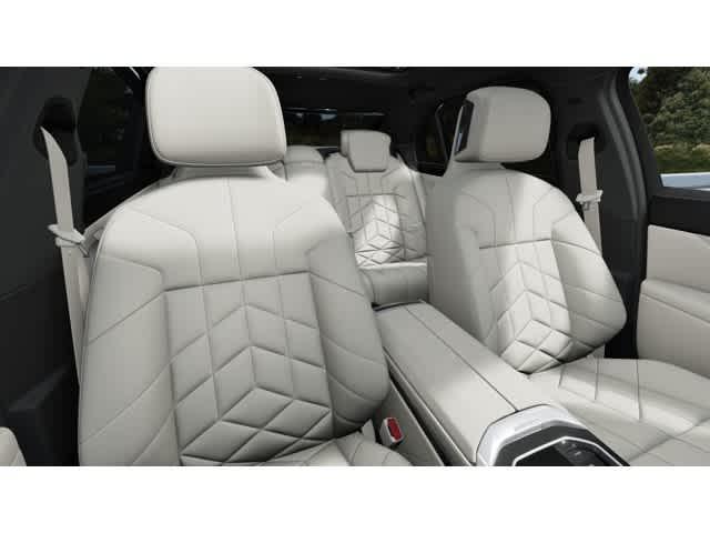 new 2025 BMW i7 car, priced at $111,520