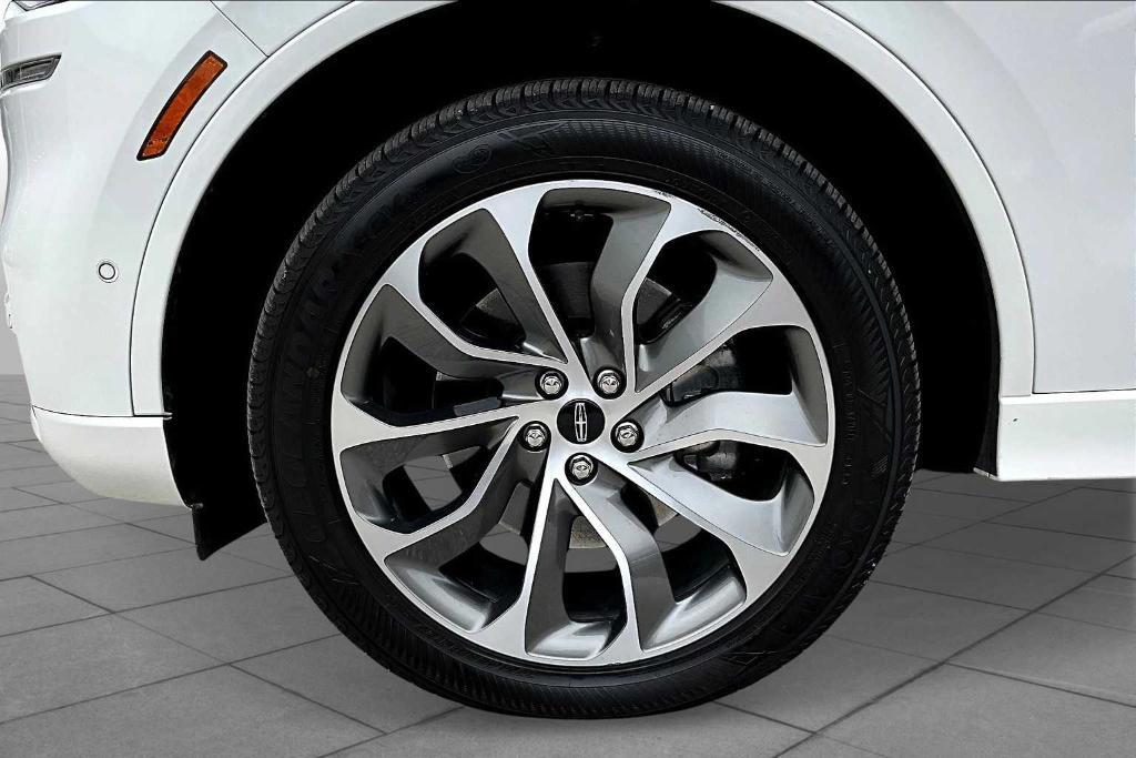 used 2021 Lincoln Aviator car, priced at $37,999