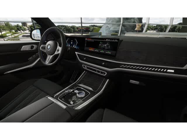 new 2026 BMW X7 car, priced at $122,615