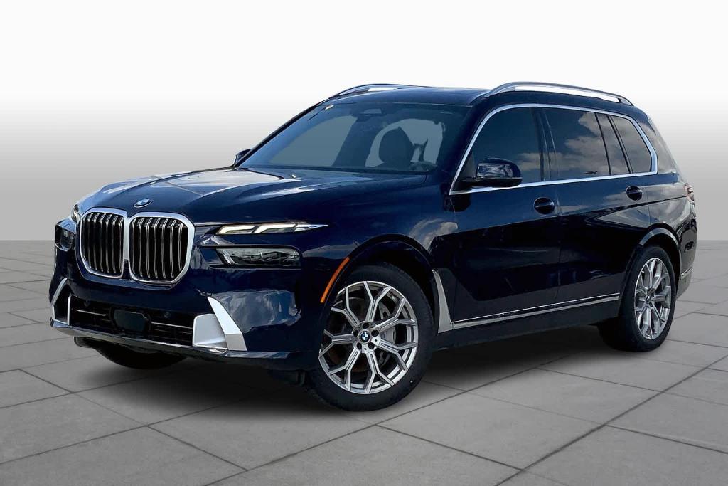 new 2025 BMW X7 car, priced at $97,520