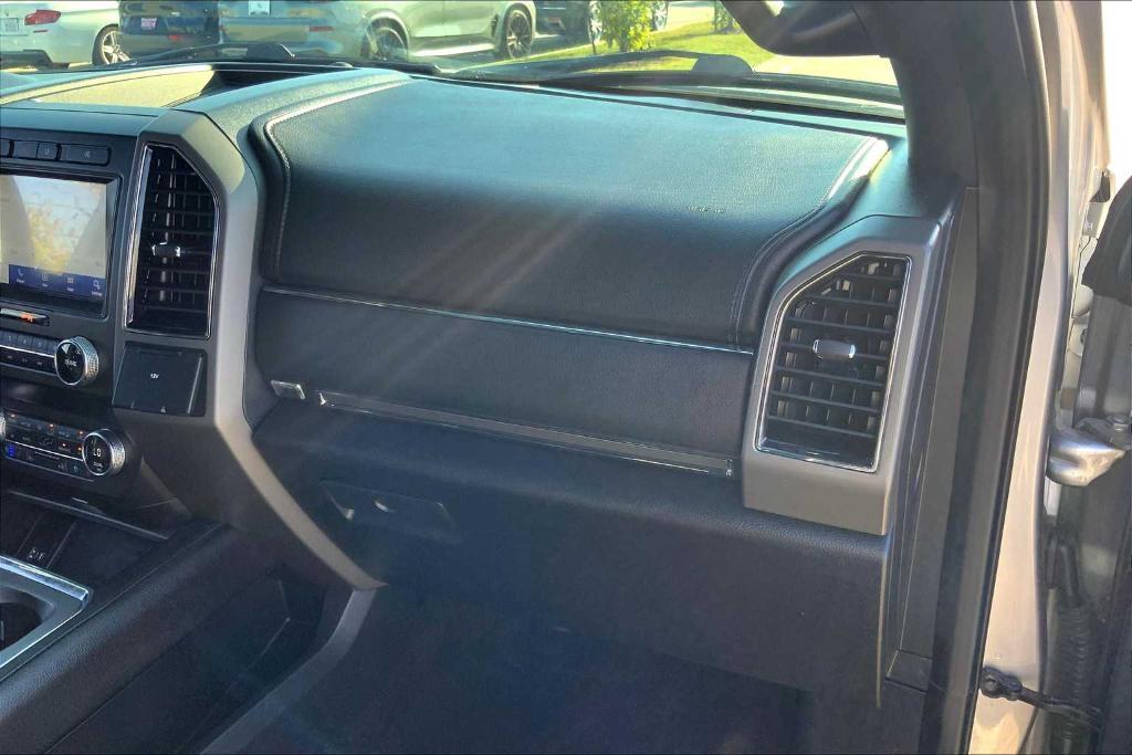 used 2021 Ford Expedition car, priced at $32,900