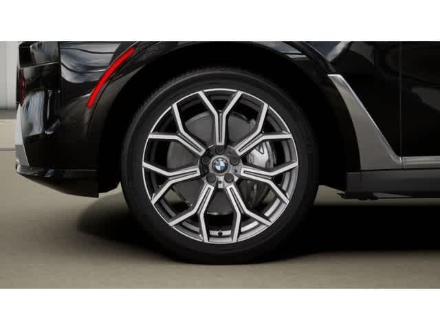 new 2026 BMW X7 car, priced at $95,365