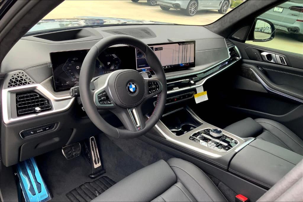 new 2025 BMW X7 car, priced at $112,999