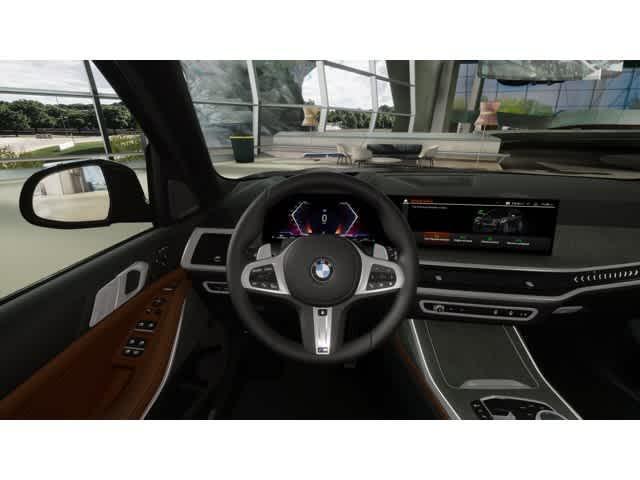 new 2026 BMW X7 car, priced at $102,015