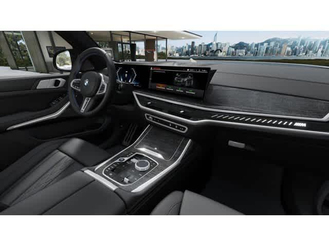 new 2026 BMW X7 car, priced at $120,225
