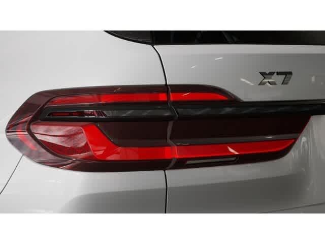 new 2026 BMW X7 car, priced at $120,225