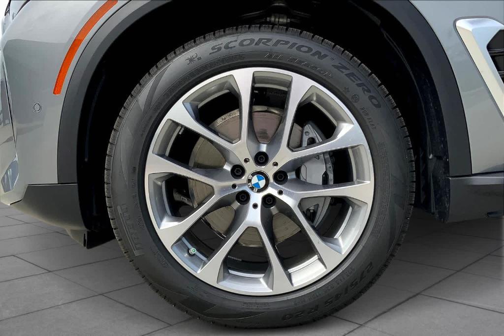 new 2025 BMW X5 car, priced at $72,725