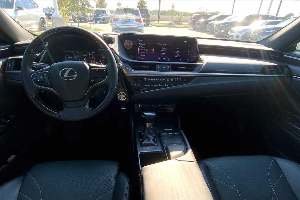 used 2019 Lexus ES 350 car, priced at $28,500