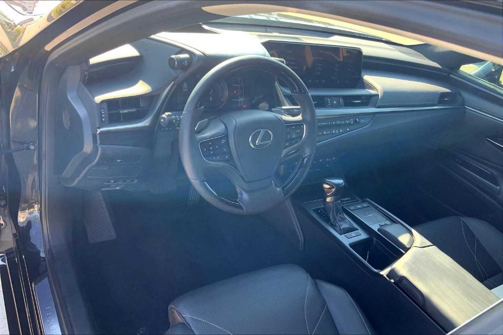 used 2019 Lexus ES 350 car, priced at $28,500