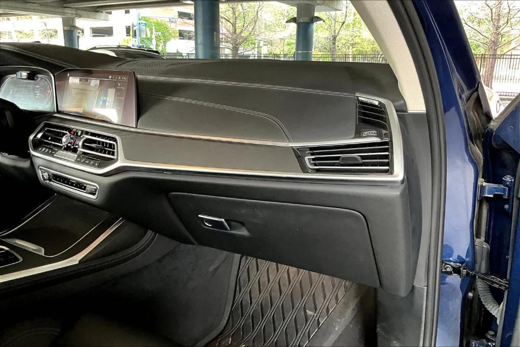 used 2022 BMW X7 car, priced at $50,727