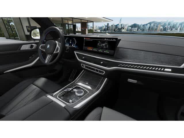 new 2026 BMW X7 car, priced at $123,080