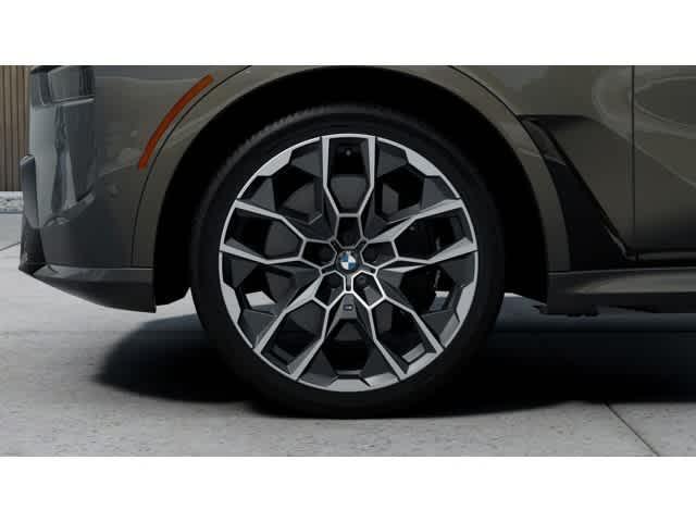new 2026 BMW X7 car, priced at $123,080