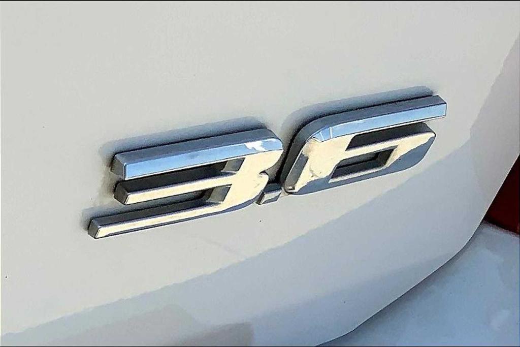 used 2015 Cadillac SRX car, priced at $10,800