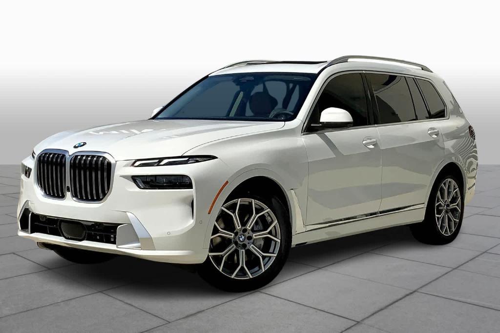 new 2025 BMW X7 car, priced at $89,380