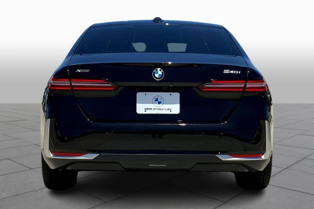 new 2024 BMW 540 car, priced at $67,295