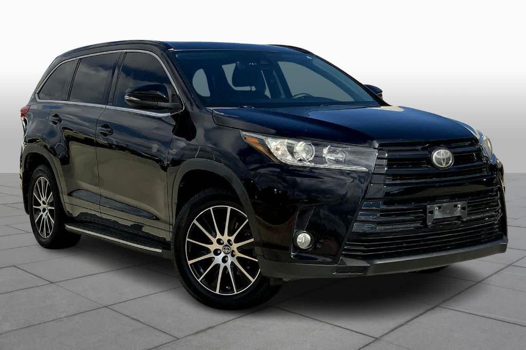 used 2017 Toyota Highlander car, priced at $19,900