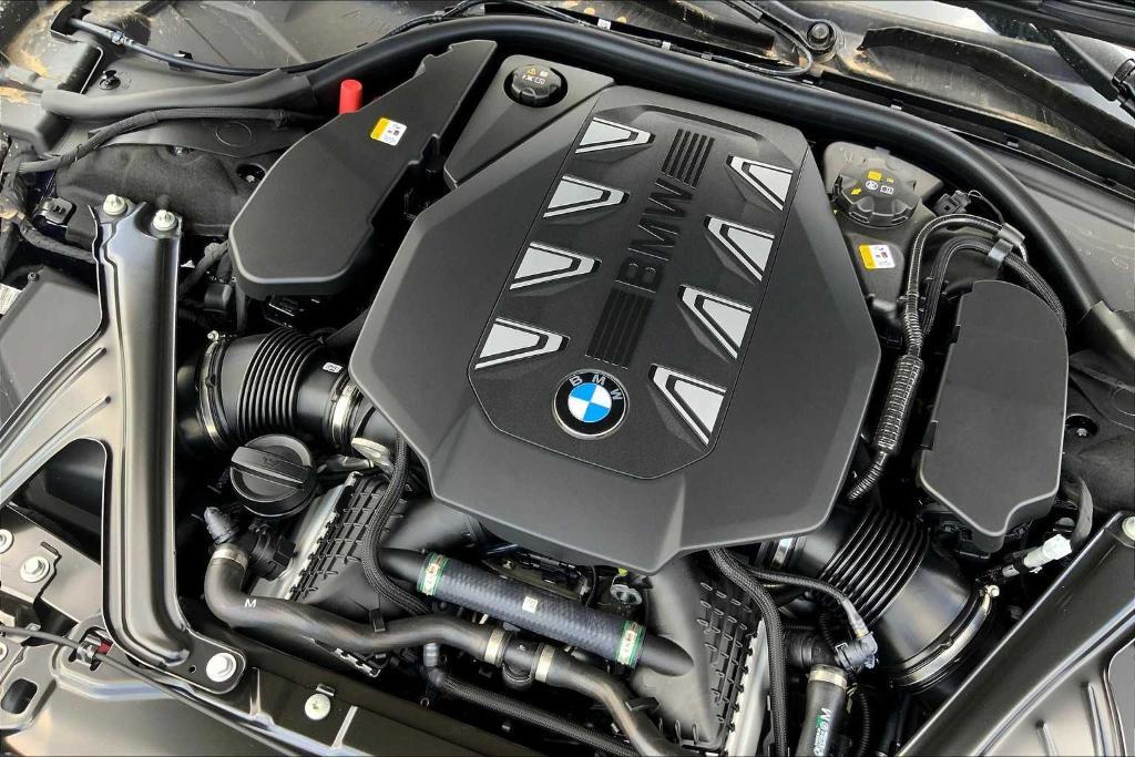 new 2025 BMW 760 car, priced at $123,483