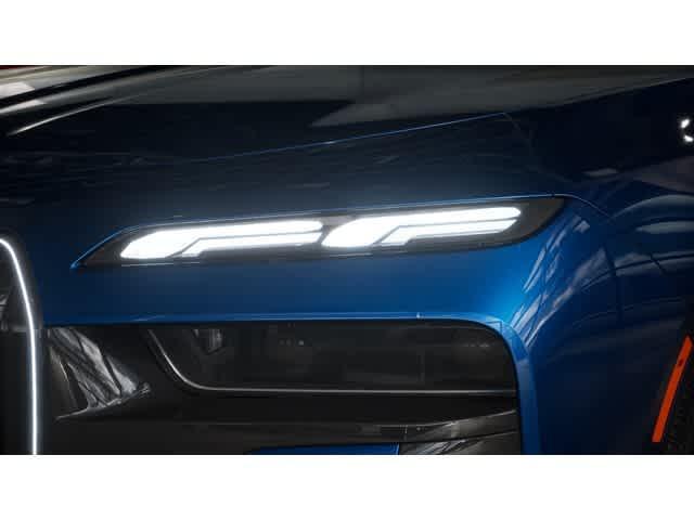 new 2025 BMW 760 car, priced at $134,600