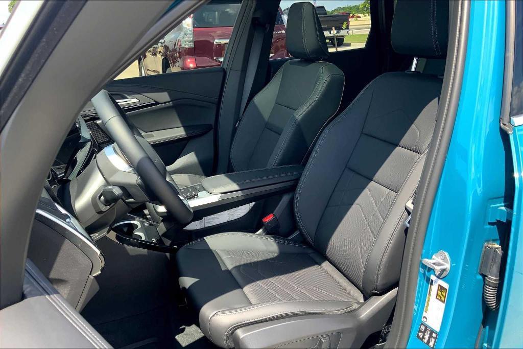 new 2025 BMW X1 car, priced at $41,999