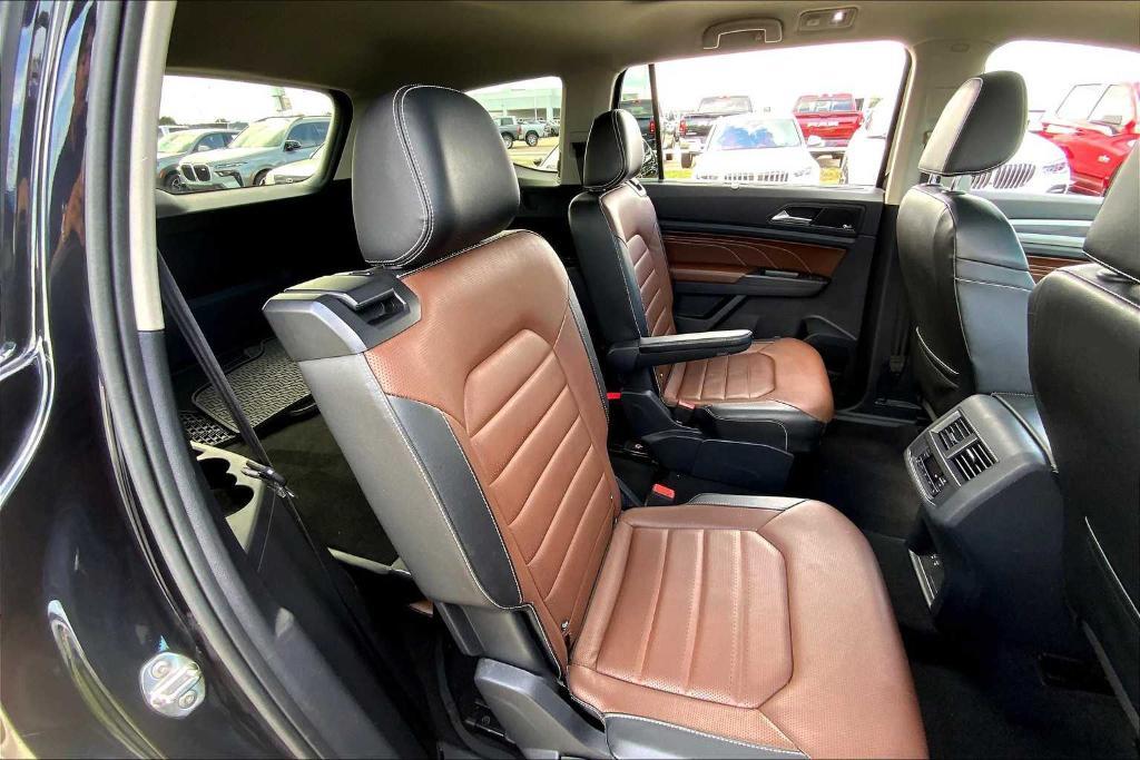 used 2022 Volkswagen Atlas car, priced at $29,999