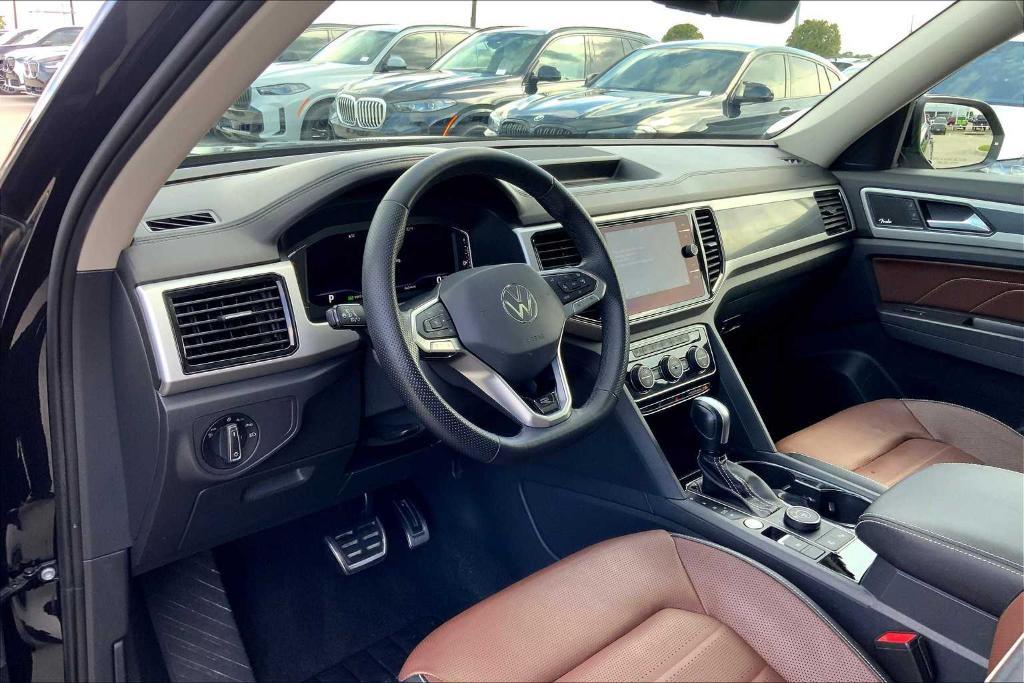 used 2022 Volkswagen Atlas car, priced at $29,999