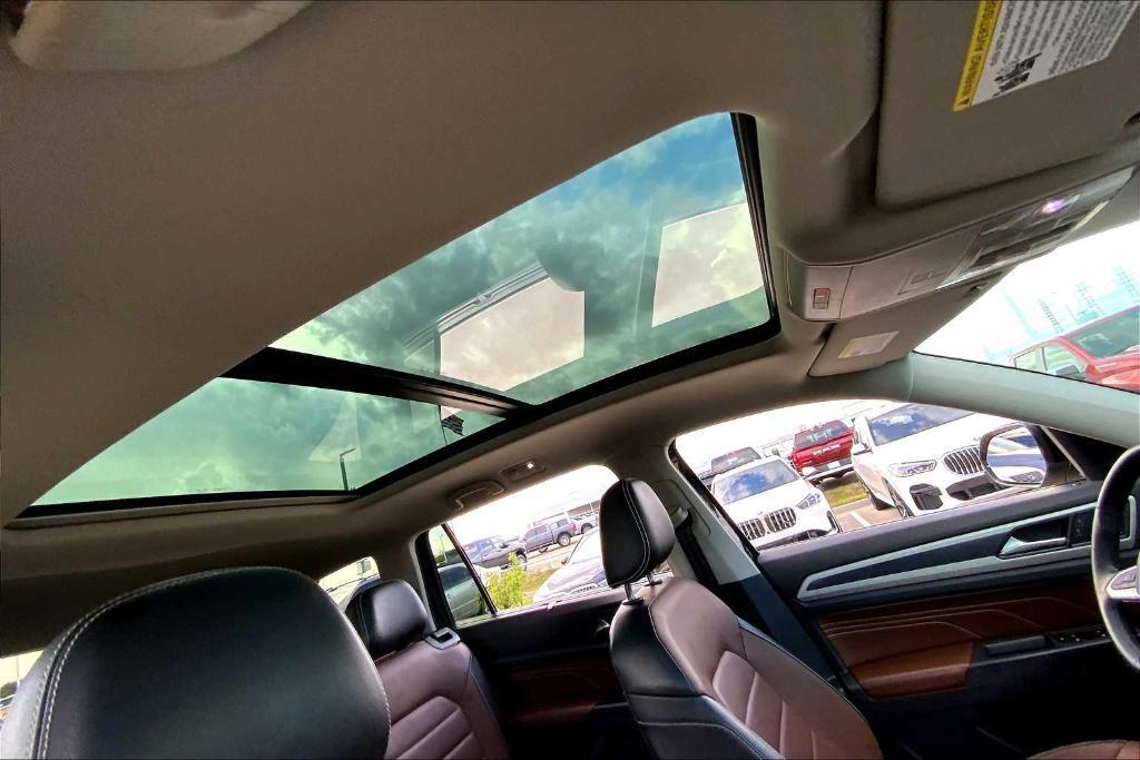 used 2022 Volkswagen Atlas car, priced at $29,999