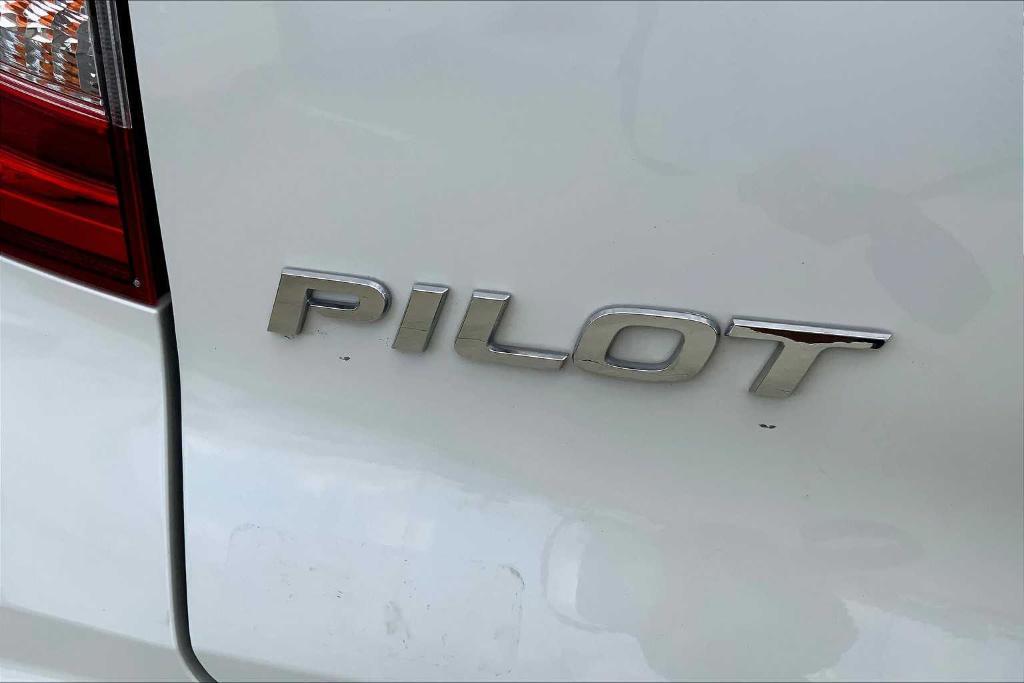 used 2020 Honda Pilot car, priced at $24,900