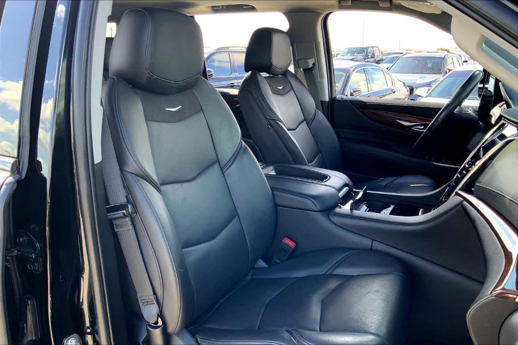 used 2020 Cadillac Escalade car, priced at $44,900