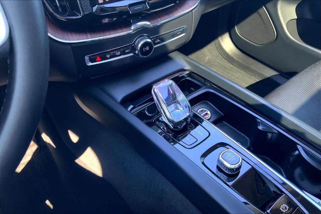 used 2023 Volvo XC60 car, priced at $33,900