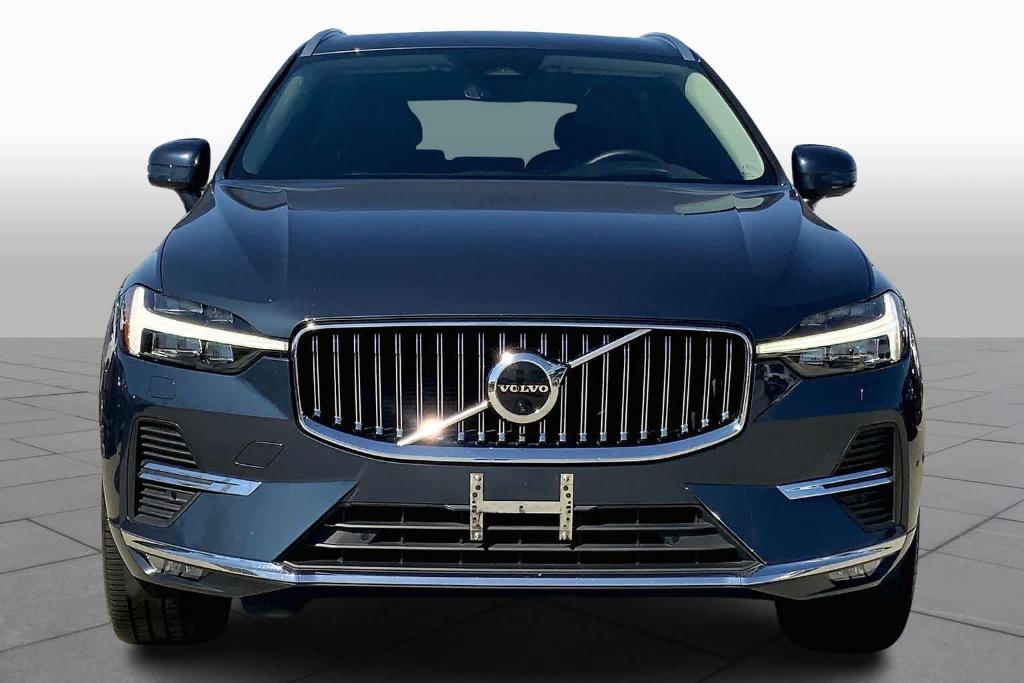 used 2023 Volvo XC60 car, priced at $33,900