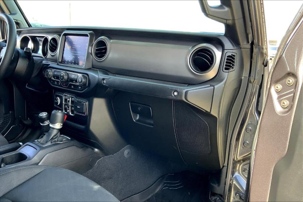 used 2021 Jeep Gladiator car, priced at $31,385