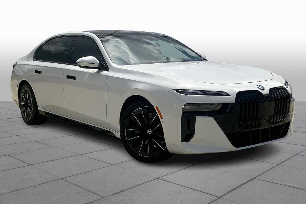 used 2023 BMW 760 car, priced at $77,900