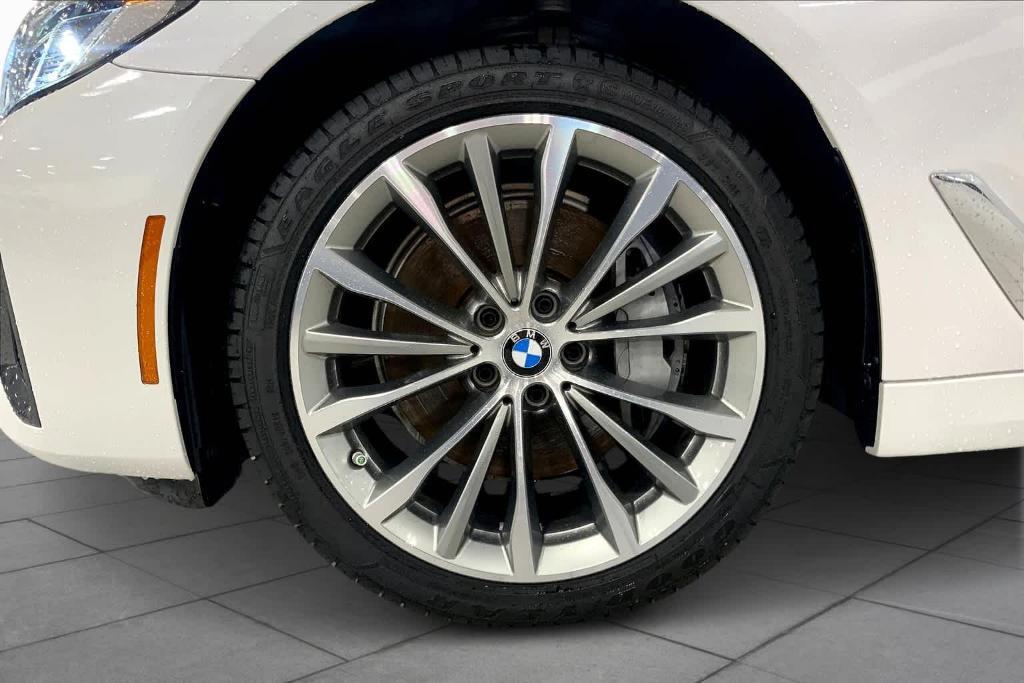 new 2023 BMW 540 car, priced at $54,999