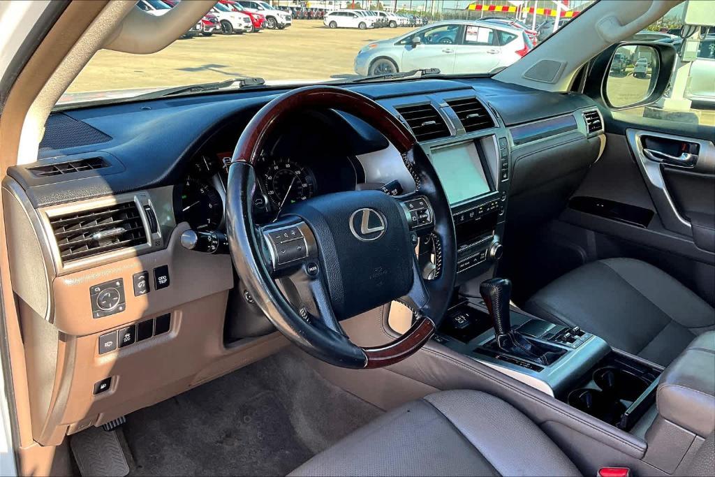 used 2017 Lexus GX 460 car, priced at $33,421