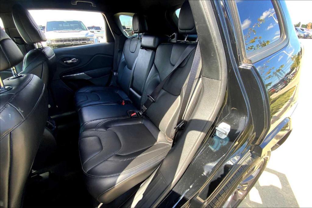 used 2020 Jeep Cherokee car, priced at $15,800