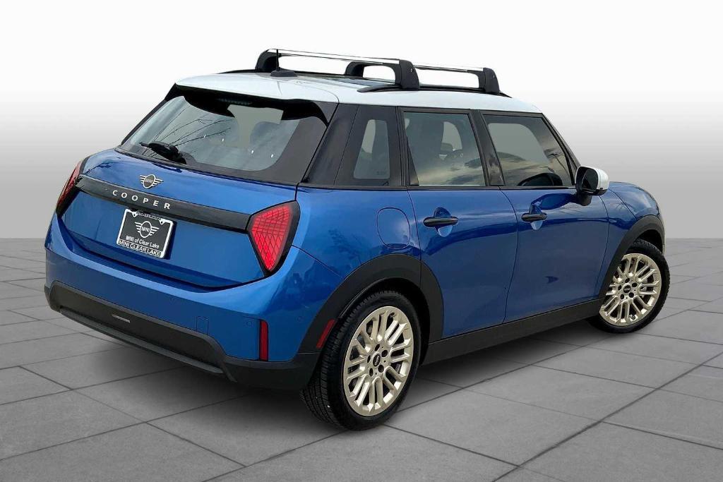 used 2025 MINI Hardtop car, priced at $28,999