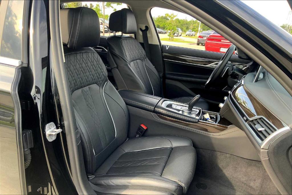 used 2022 BMW 740 car, priced at $46,088