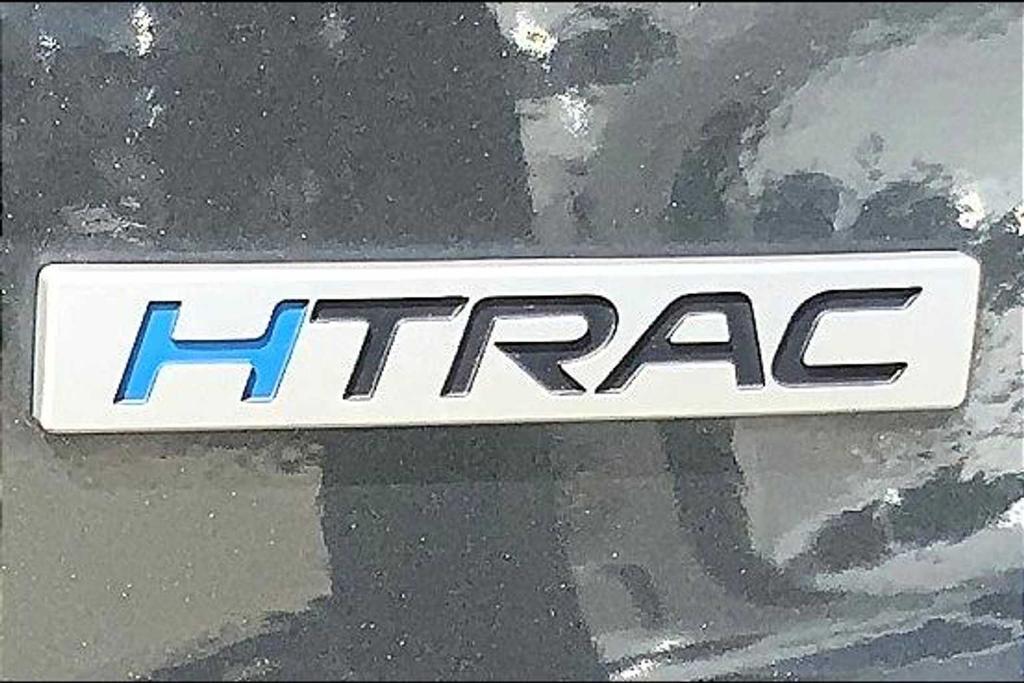used 2020 Hyundai Santa Fe car, priced at $20,900