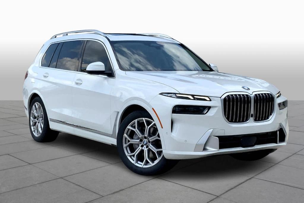 new 2025 BMW X7 car, priced at $89,770