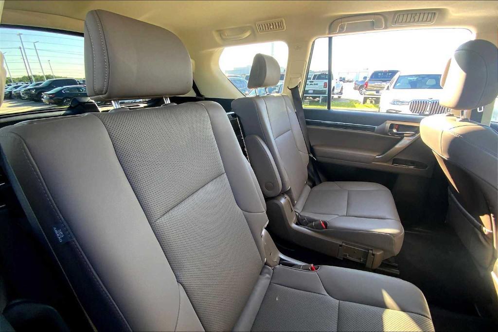 used 2021 Lexus GX 460 car, priced at $39,999
