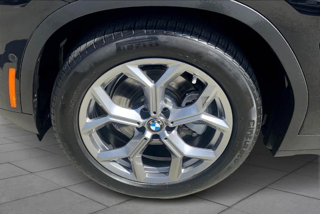 used 2024 BMW X3 car, priced at $39,999