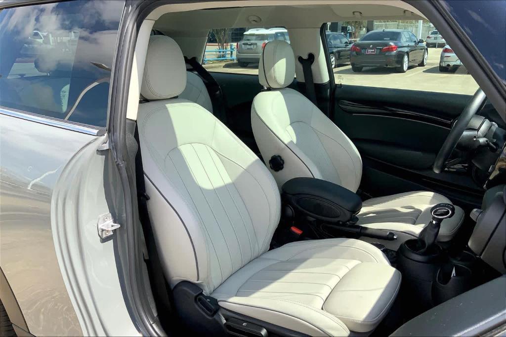used 2018 MINI Hardtop car, priced at $11,900