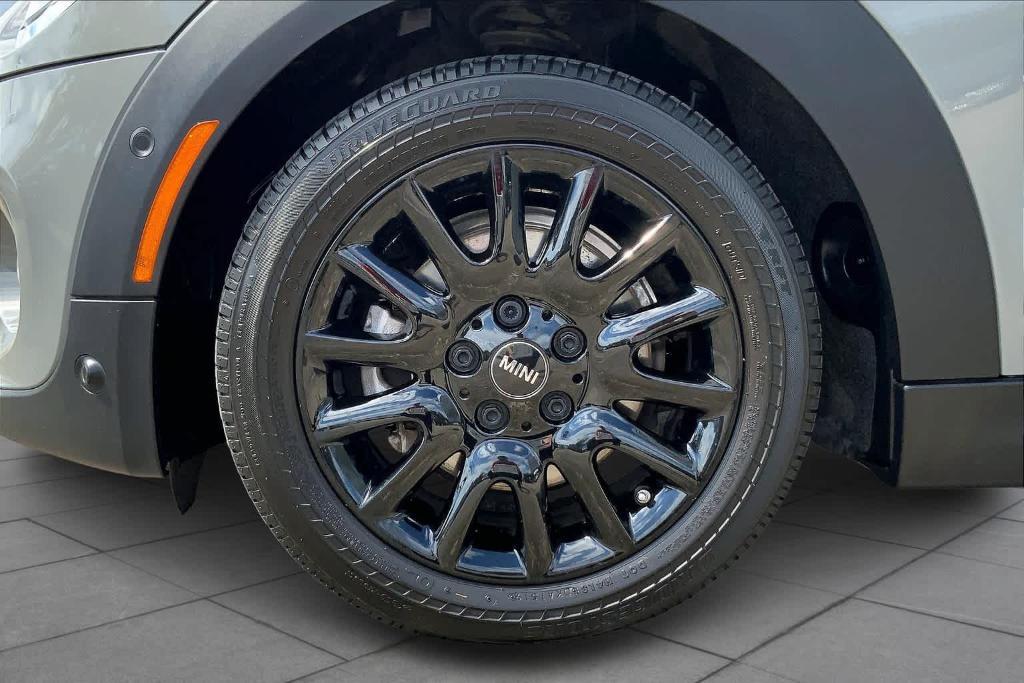 used 2018 MINI Hardtop car, priced at $11,900