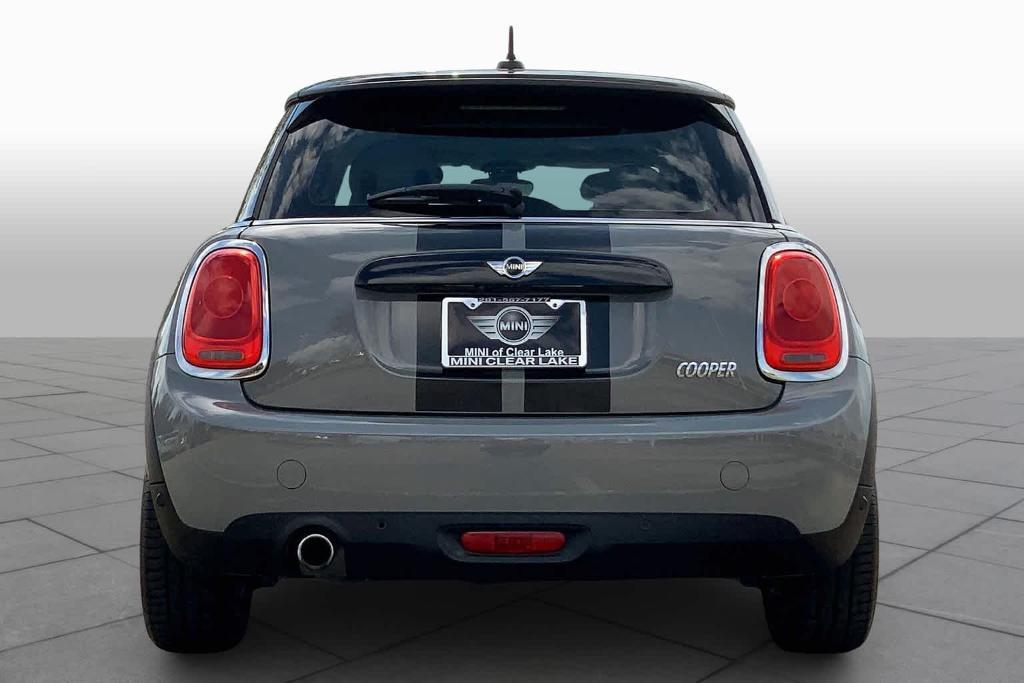 used 2018 MINI Hardtop car, priced at $11,900