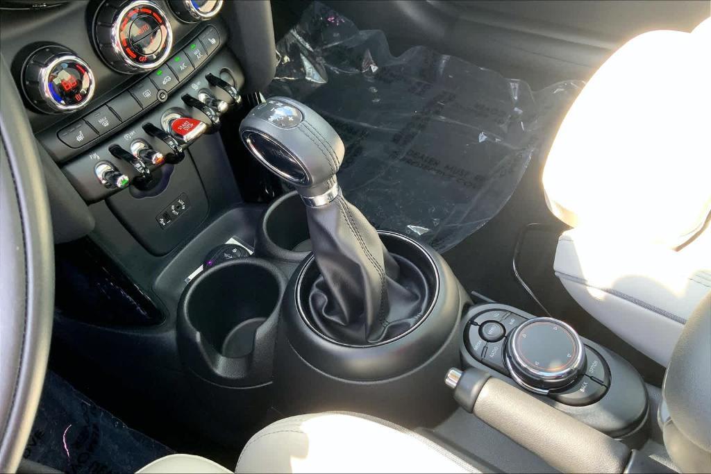 used 2018 MINI Hardtop car, priced at $11,900