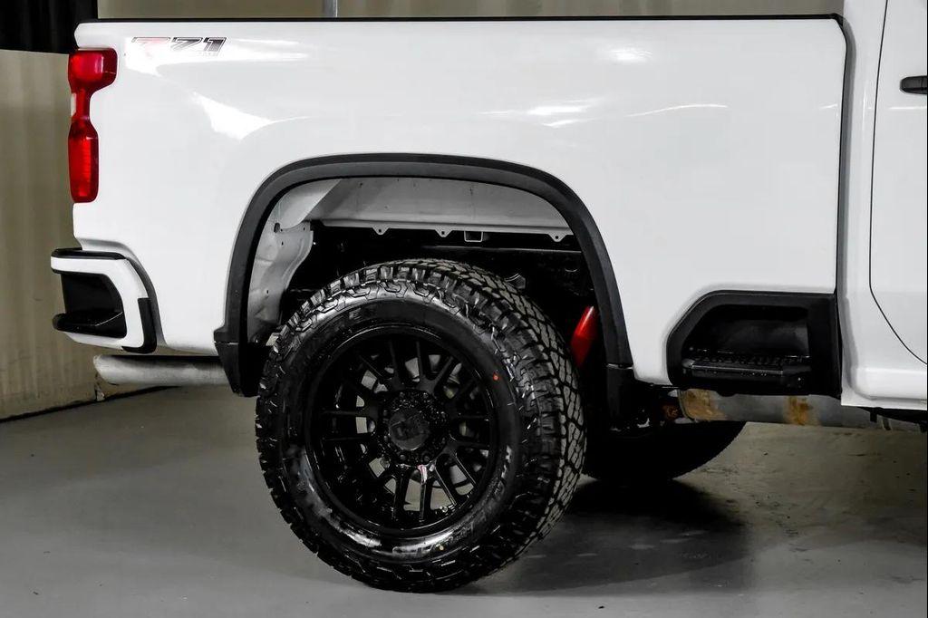 used 2021 Chevrolet Silverado 2500 car, priced at $33,795