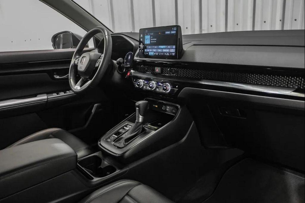 used 2024 Honda CR-V car, priced at $32,395