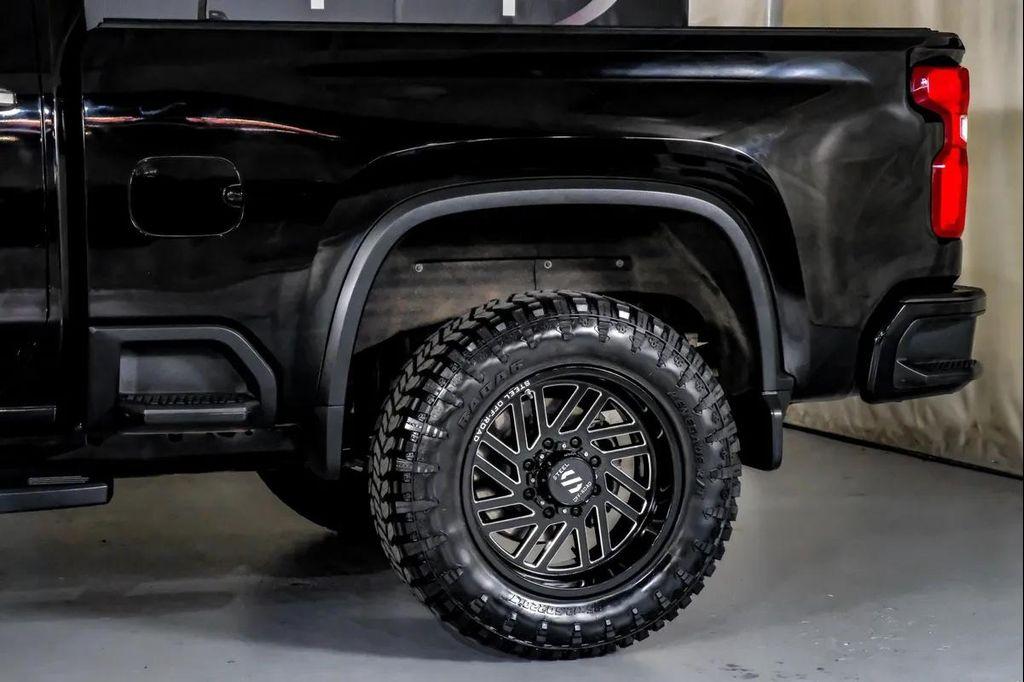 used 2021 Chevrolet Silverado 2500 car, priced at $46,995
