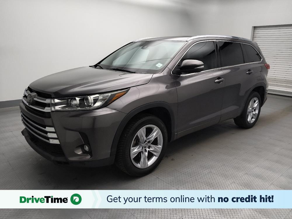used 2019 Toyota Highlander car, priced at $26,995